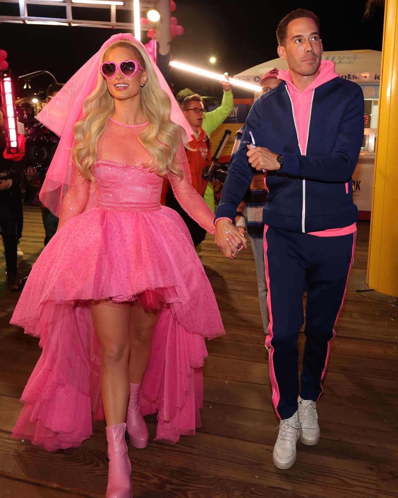 Paris Hilton se prepara para ser mamá a los 41 años