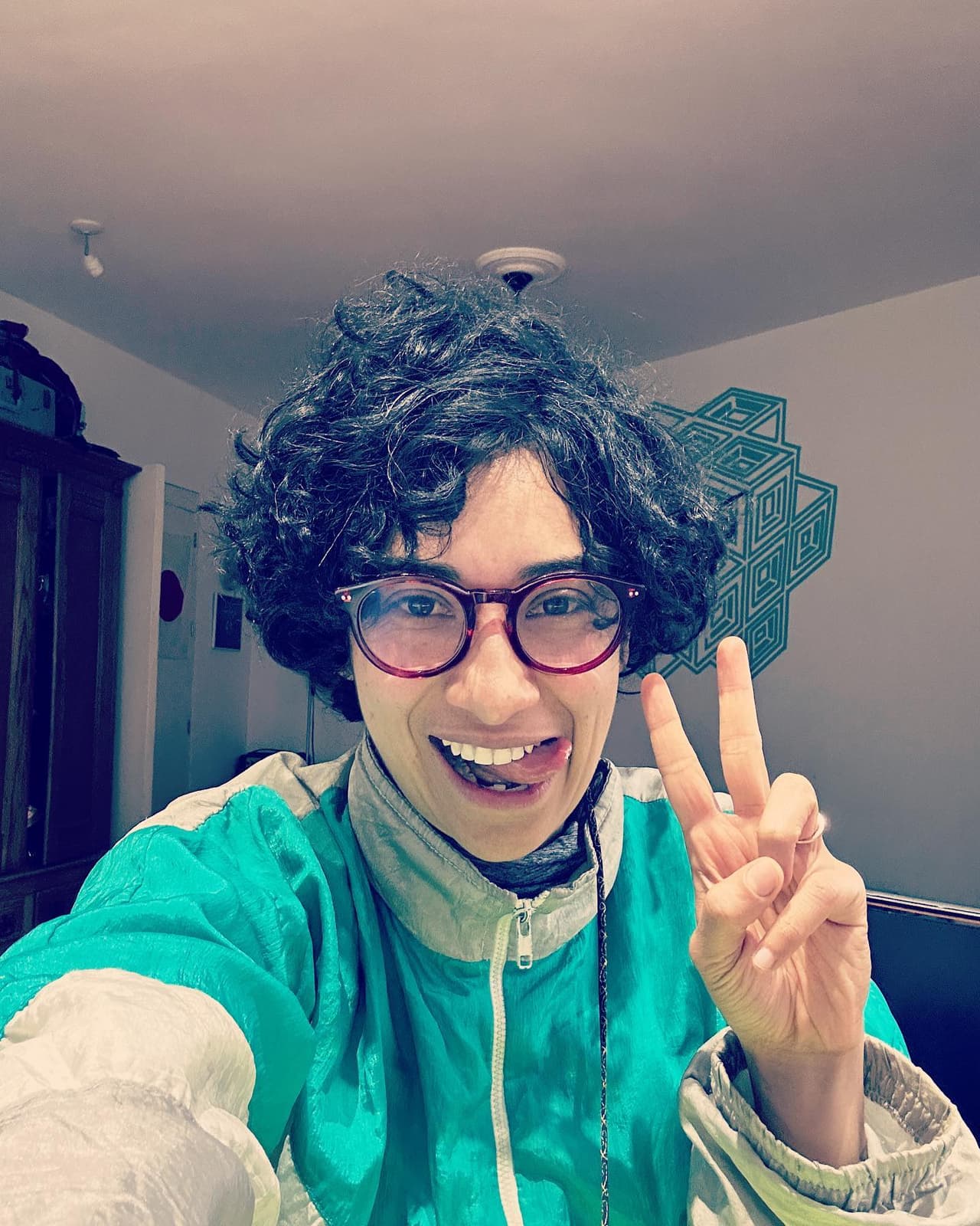 Le cantante explicó cómo ha sido su proceso de salir del clóset como persona no binarie.