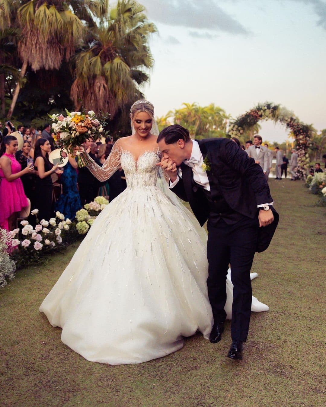 Así fue la boda de Lele Pons y Guaynaa