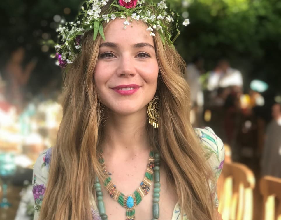 Camila Sodi revela que está en cuarentena tras convivir con alguien que tiene coronavirus