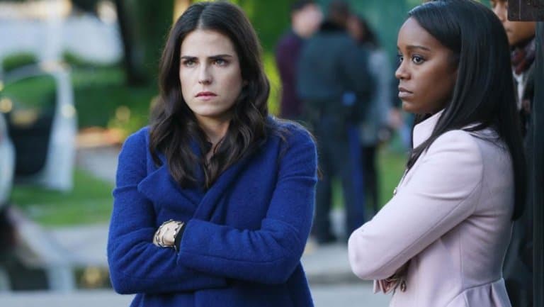 Atualmente participa en la serie estadounidense de ABC "How to get away with murder", en la que actúa como una estudiante de leyes que se ve involucrada en un crímen.