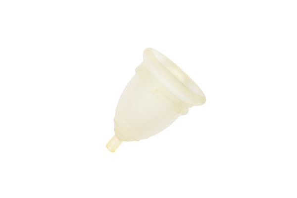 “Lo único de la copa es que es más molestia. Se necesita hervir para poder limpiarla adecuadamente. Tengo una olla especial pero aún así tengo que estar al pendiente de la cocina para evitar que alguien la use para hervir un huevo en ella”.