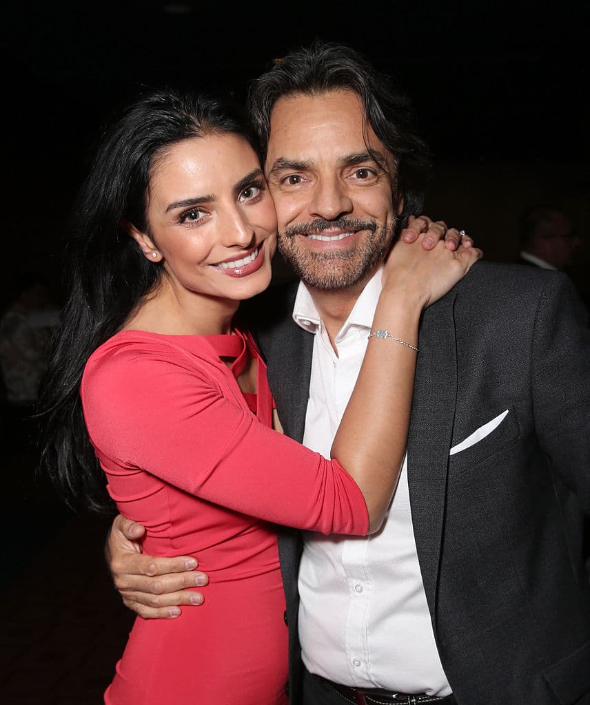 Aislinn Debez y Eugenio Derbez.