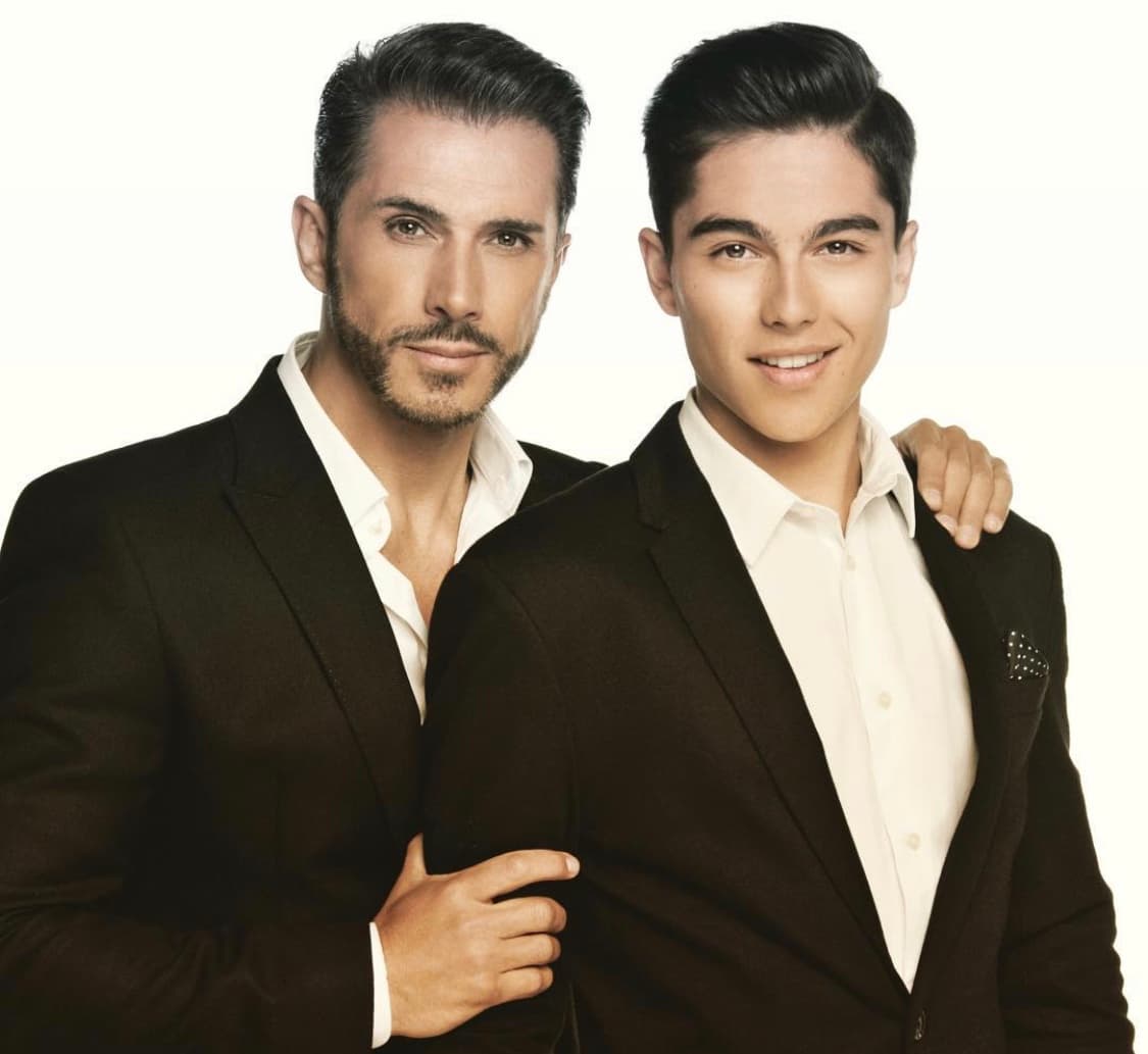 Fruto de su relación con Bárbara Mori a finales de la década de 1990, el actor y político Sergio Mayer tuvo a su hijo Sergio Mayer Mori, quien hoy es un joven padre de 22 años.