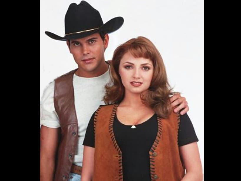 Angélica alcanzó la fama gracias a ‘La dueña’, donde apareció con Francisco Gattorno y Cynthia Klitbo, convirtiéndose la telenovela con mayor nivel de audiencia en 1995.