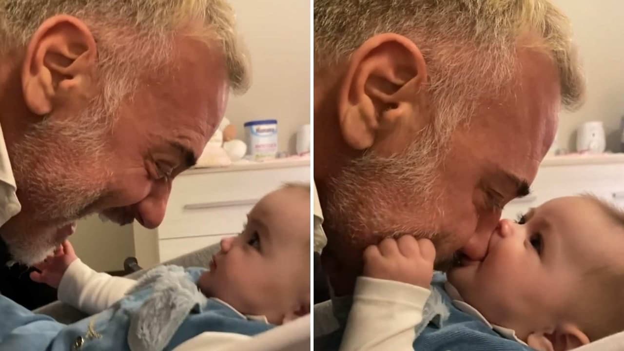 A la bebé de Gianluca Vacchi le encanta morderle la nariz a su papá y este video lo comprueba
