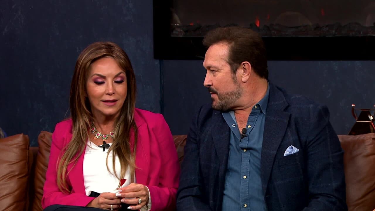 Laura Flores y Arturo Peniche hablan en ‘Montse y Joe’ de los cambios de la vida