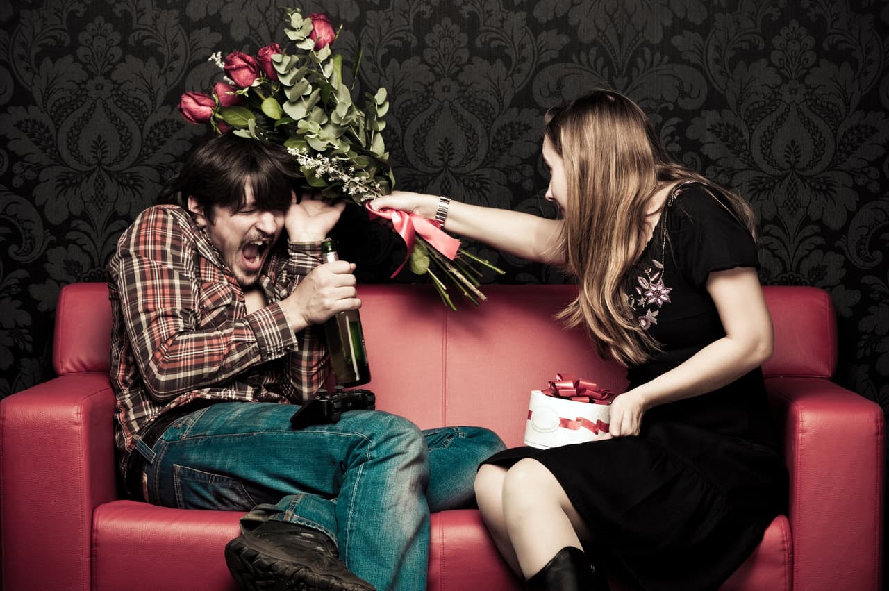 Alto a las mujeres violentas