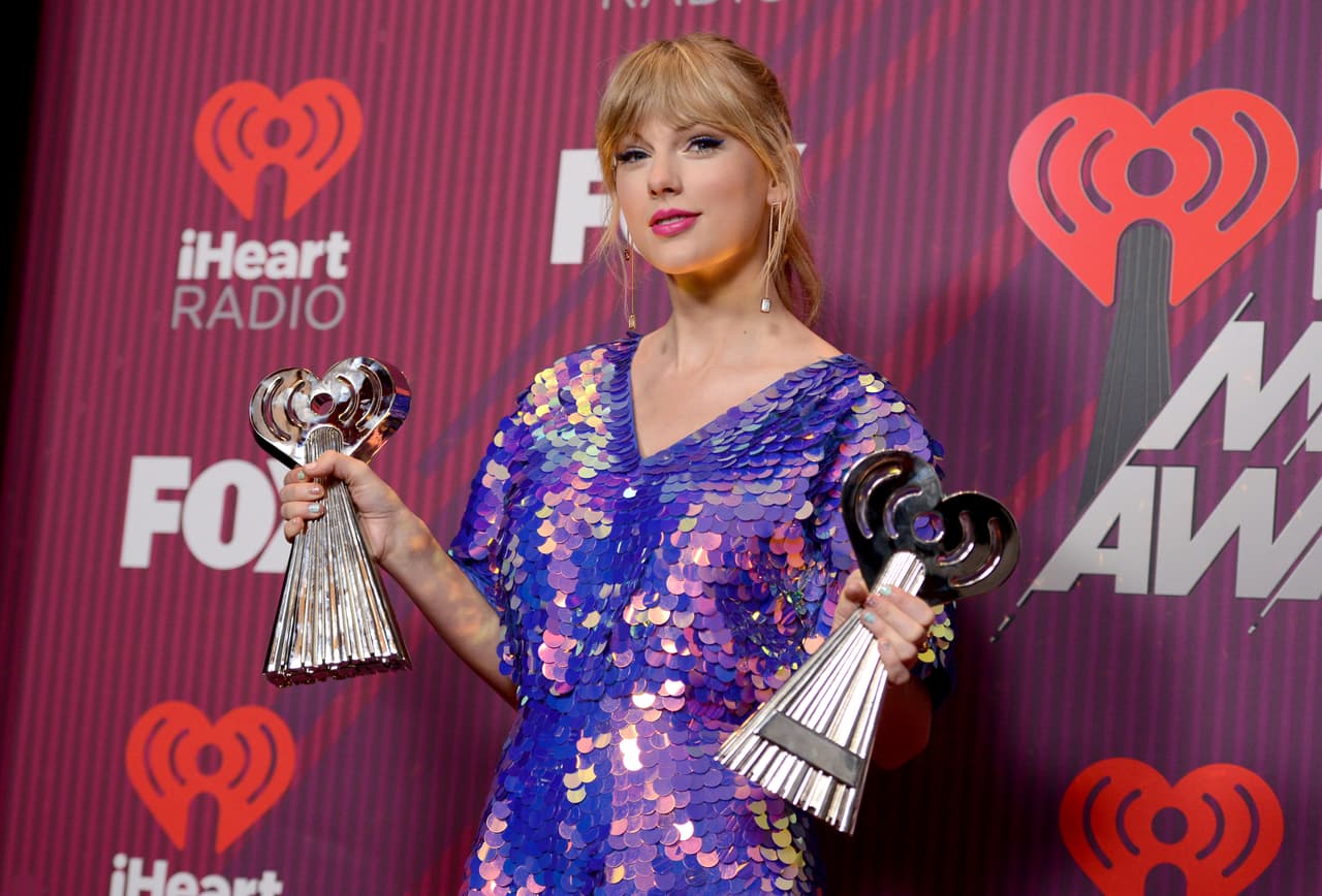 Taylor Swift.