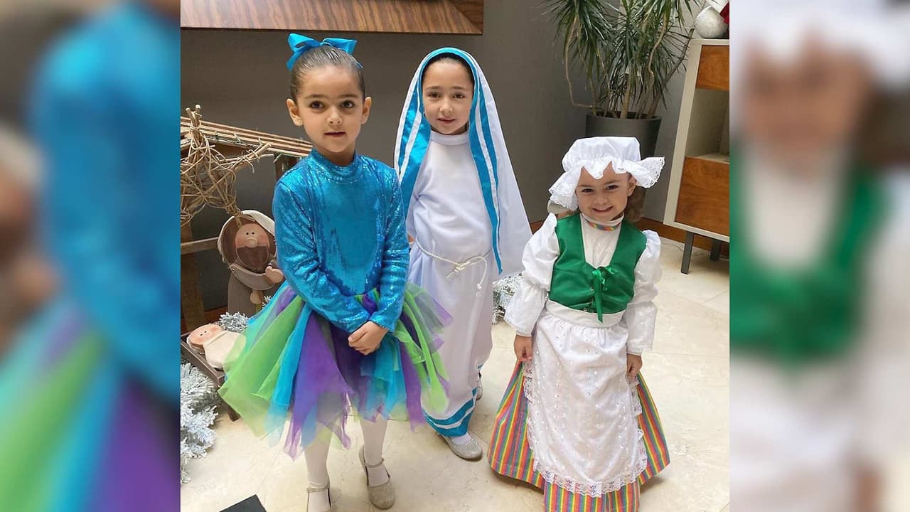 Hijas de Jacky Bracamontes demuestran en Pastorela que heredaron el talento de su mamá