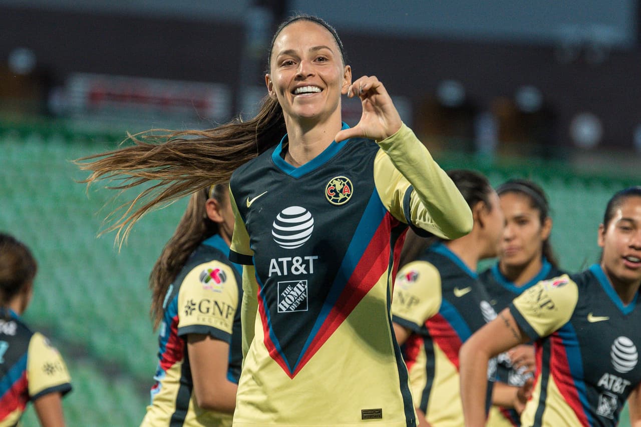 Janelly Farias celebrates her goal 0-1 of America during the game Santos vs America, corresponding to the 14th round match of the Liga BBVA MX Femenil Clausura Guard1anes 2021, at TSM Corona Stadium, on April 05, 2021. 
<br>
<br> Janelly Farias celebra du gol 0-1 America durante el partido Santos vs America, correspondiente a la jornada 14 de la Liga BBVA MX Femenil Clausura Guard1anes 2021, en el Estadio TSM Corona, el 05 de Abril de 2021.