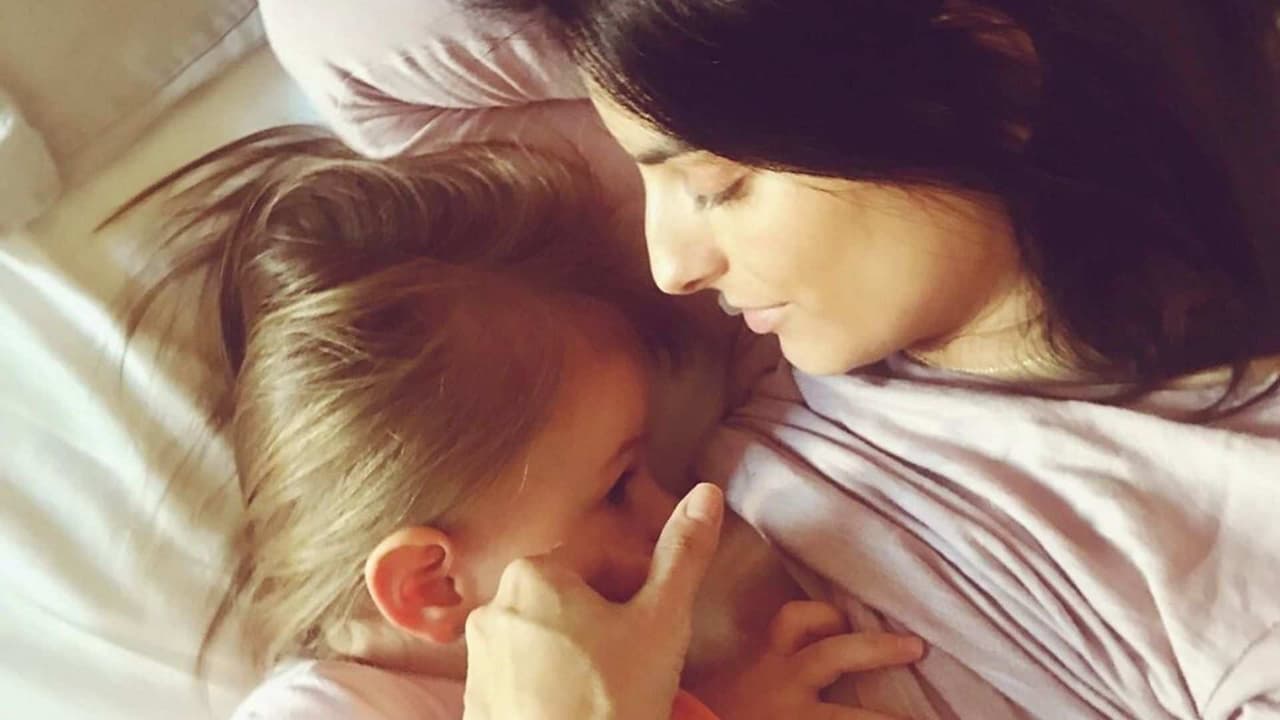 Con este emotivo video Aislinn Derbez celebra el cumpleaños de Kailani