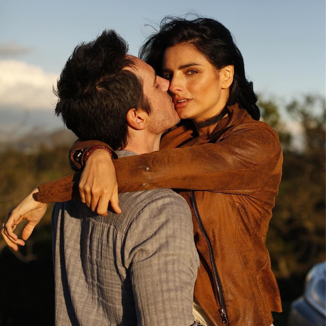 Aislinn Derbez y Mauricio Ochmann