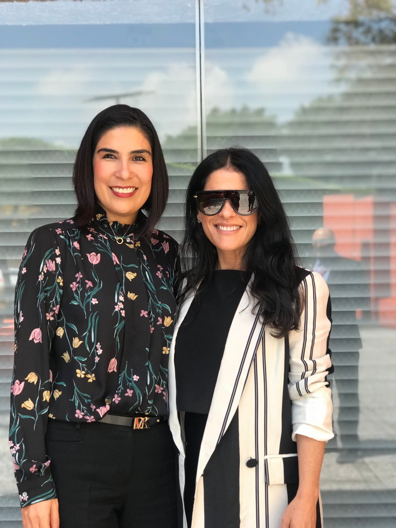 Con más de 12 años de experiencia en la agencia automotriz Nissan, Mayra González se convirtió en la directora global de ventas de la empresa. La mexicana reside en Japón, desde donde ha demostrado que ni el género ni la nacionalidad son barrera cuando se trata de llegar lejos. González, de origen tapatío, no se cansa de promover la importancia de la contratación de mujeres en cualquier trabajo, asegura que la productividad de una empresa que haga esto podría crecer hasta en en 44%. González también se ha encargado de demostrar que una mujer puede ser exitosa, tener un trabajo que implica mucha responsabilidad, ser madre y darse tiempo para divertirse. Mayra es un claro ejemplo de que los sueños se hacen realidad, y de que ser mujer no significa renunciar al trabajo para dedicarse a una familia, porque siempre se puede encontrar un equilibrio.