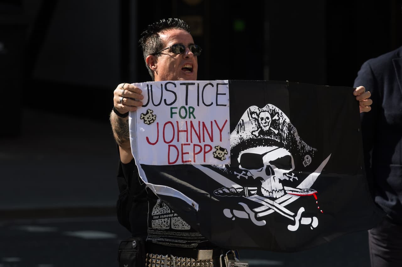 El juicio en el que ahora están envueltos Depp, Heard y el diario 
<b>The Sun</b> en Inglaterra terminará la próxima semana pero no se ve que vaya a tener una pronta resolución.