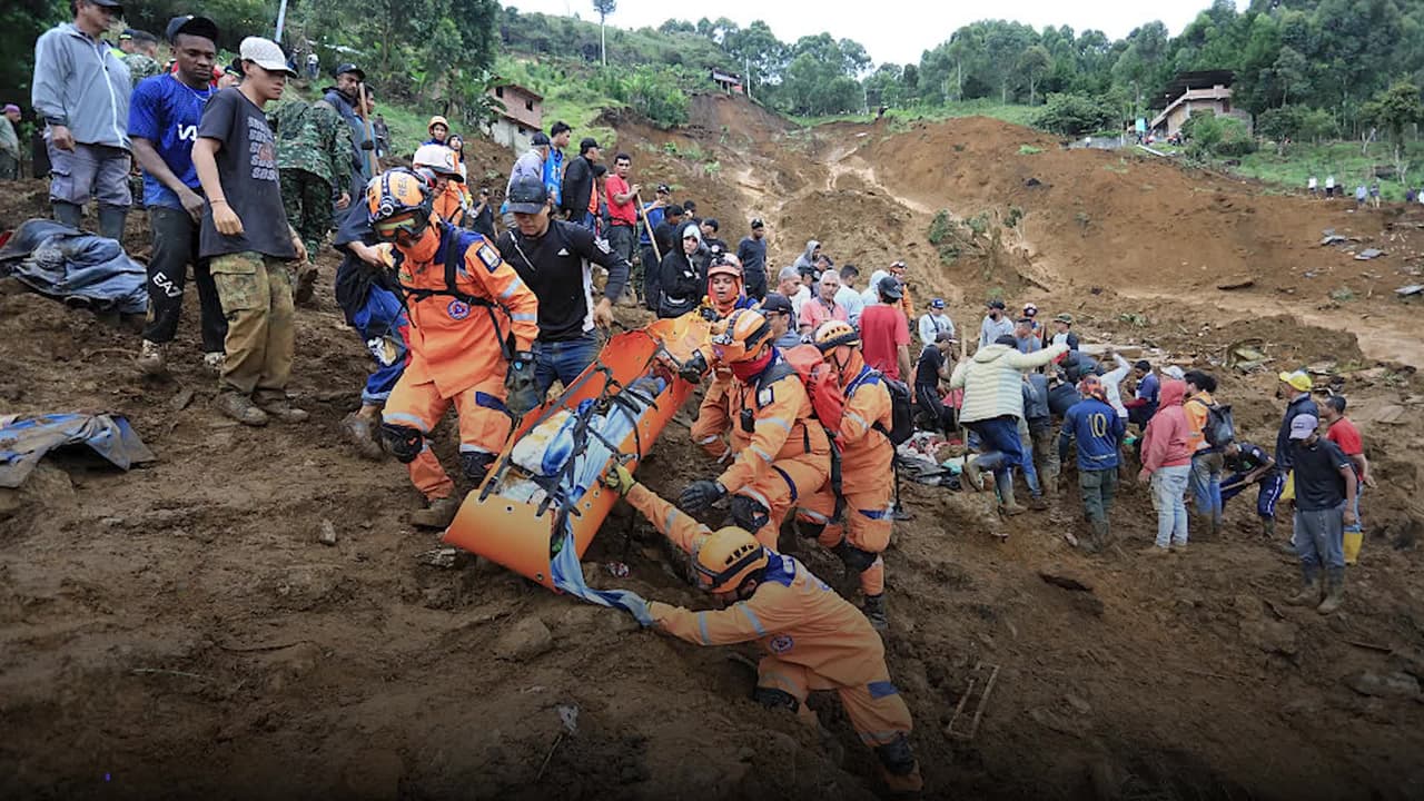 Aumentan a 22 los fallecidos por el alud en el noroeste de Colombia