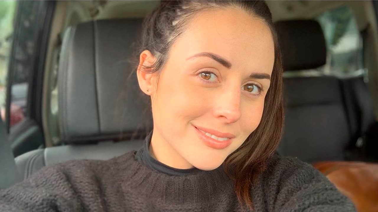 Tras perder a su padre hace 4 años, Zuria Vega confiesa que lo siente presente todo el tiempo