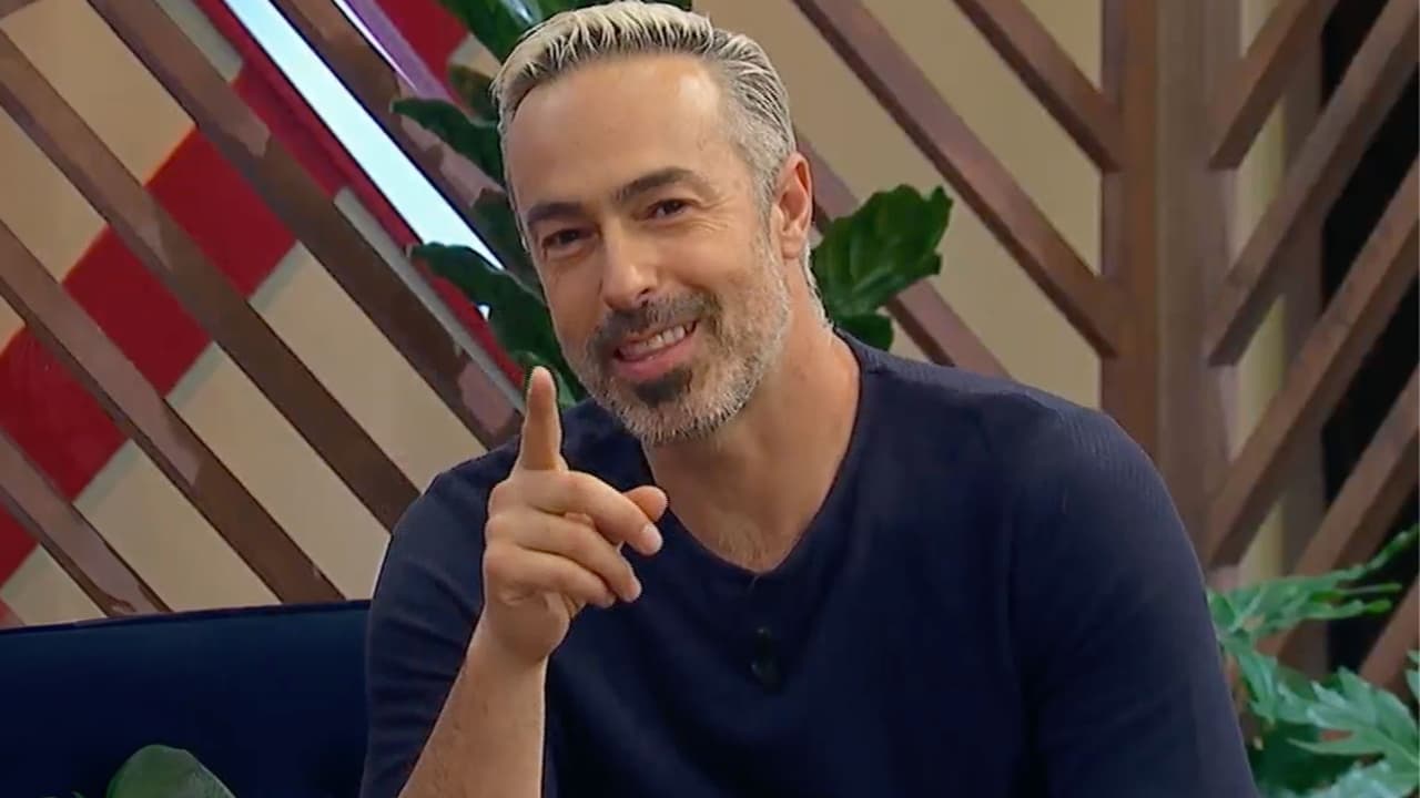 Carlos Arenas lanza indirecta al asegurar que hablar mal de un ex es una "red flag"