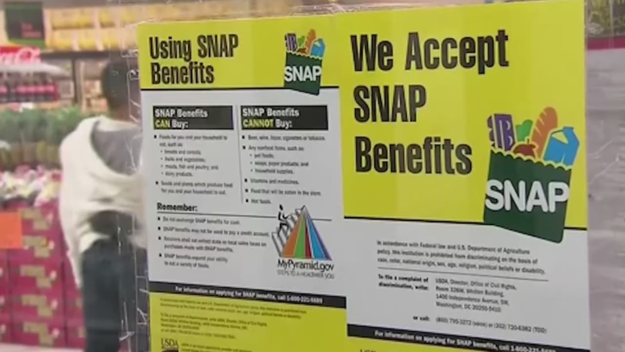 Beneficios de SNAP podrían detenerse en noviembre en el norte de Texas por cierre federal