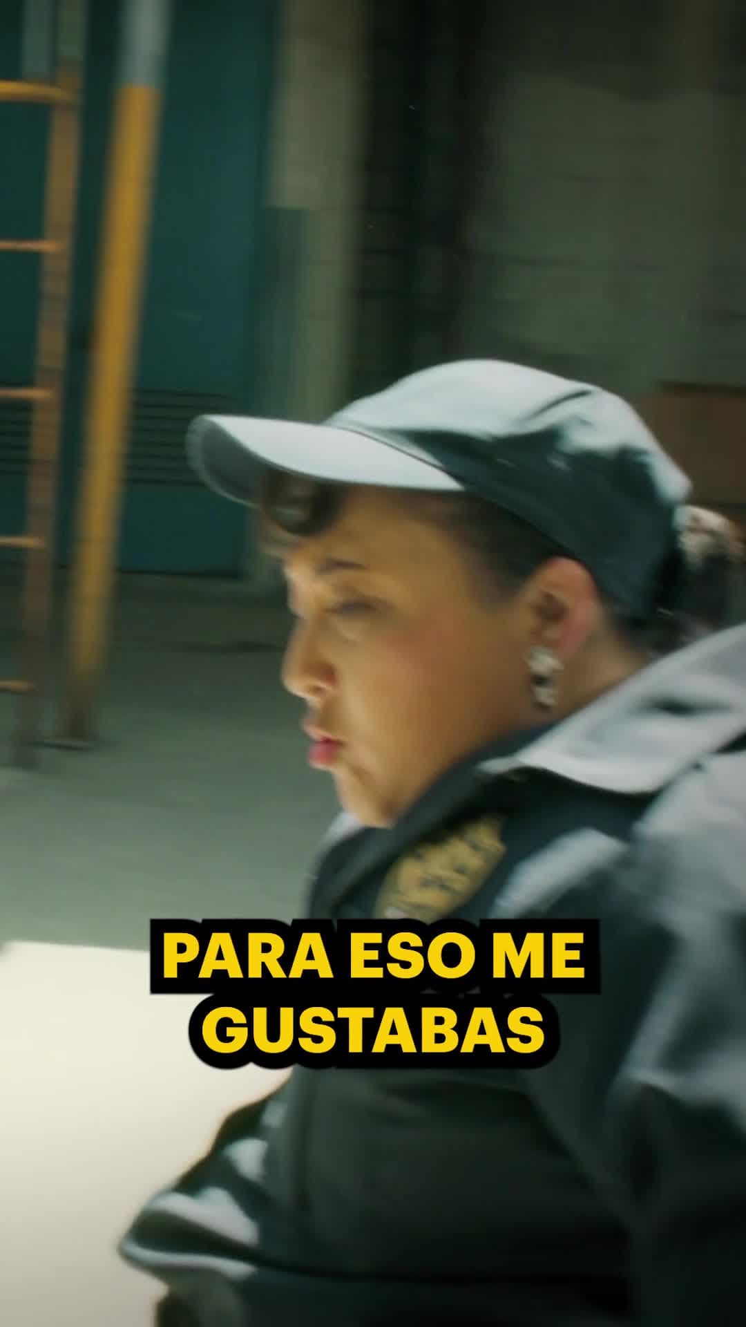 La Toña como una super policia