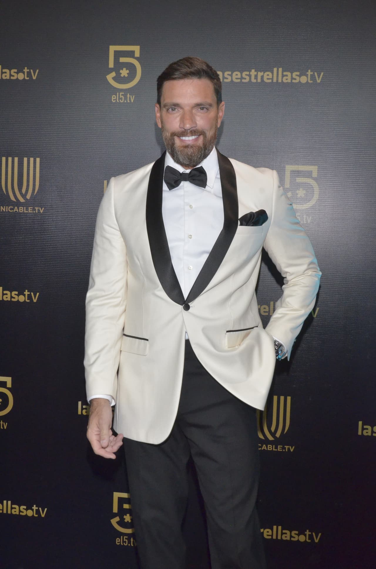 Julián Gil de "Por Amar sin ley" estuvo nominado a Mejor Villano