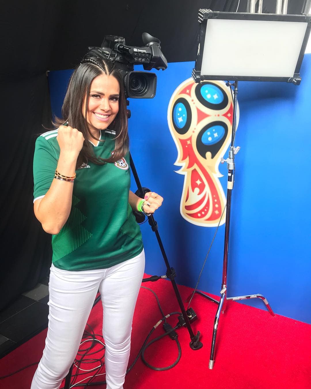 Luz Elena González, una mujer multifacética