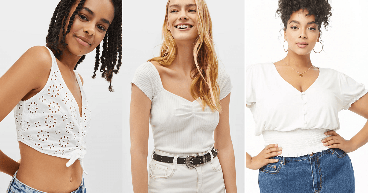 Una prenda que jamás puede faltar en tu clóset es una camiseta o blusa color blanco.