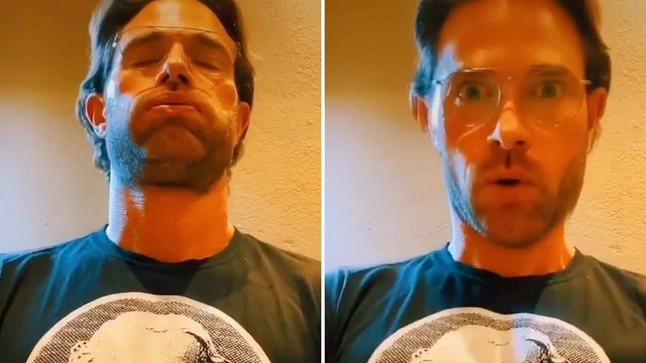 Video: Sebastián Rulli se relajó tanto que hasta el ‘pun’ se le salió