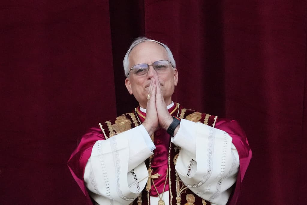 Quién es Robert Prevost, el nuevo papa estadounidense-peruano que eligió el nombre de León XIV