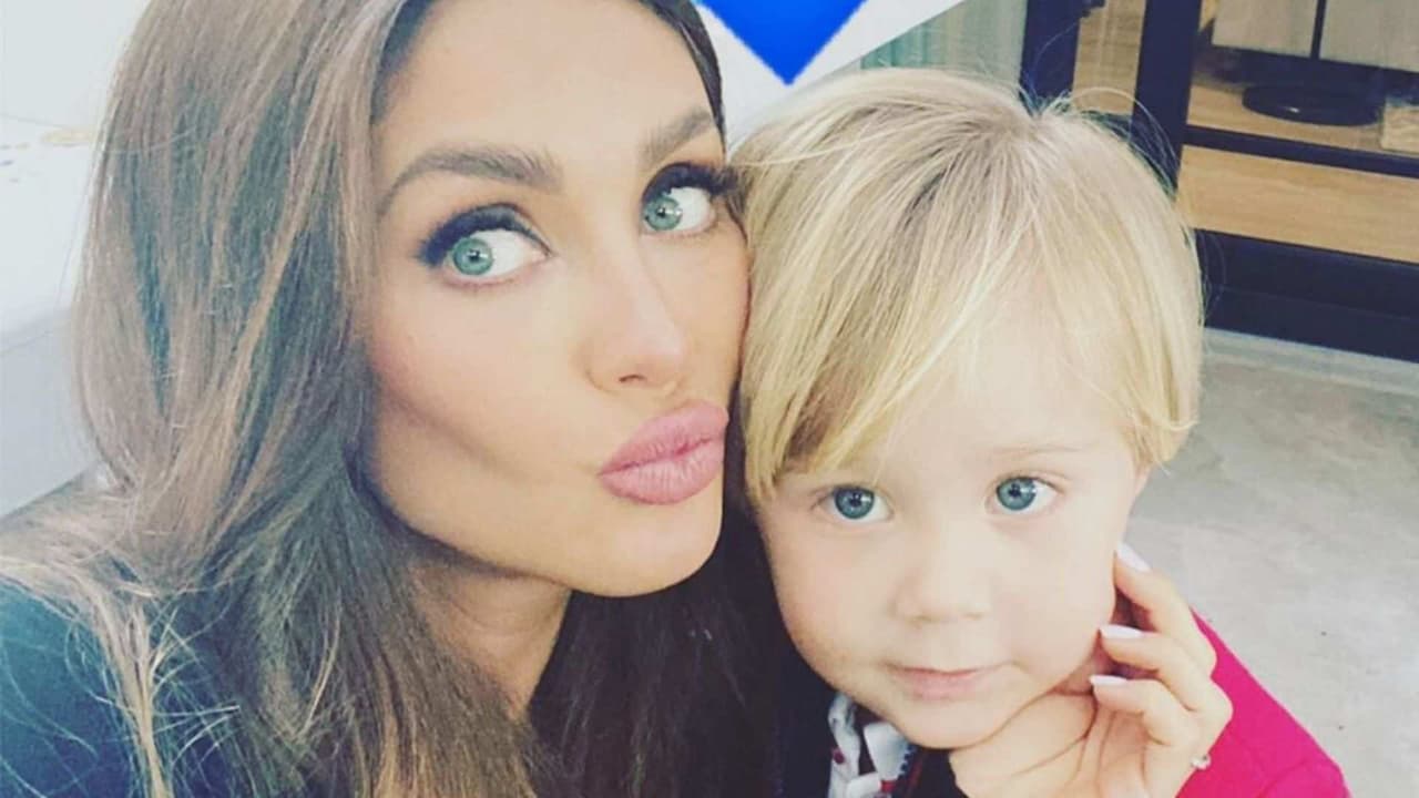 Anahí sorprende con canción inédita dedicada a su hijo, Manuel