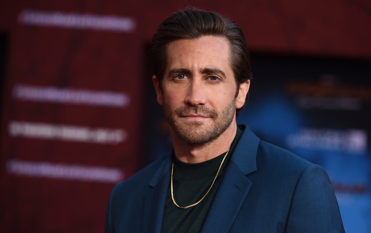 "We Are Never Ever Getting Back Together"- Se cree que trata de Jake Gyllenhaal, con quien estuvo involucrada sentimentalmente por unos meses en el 2011.