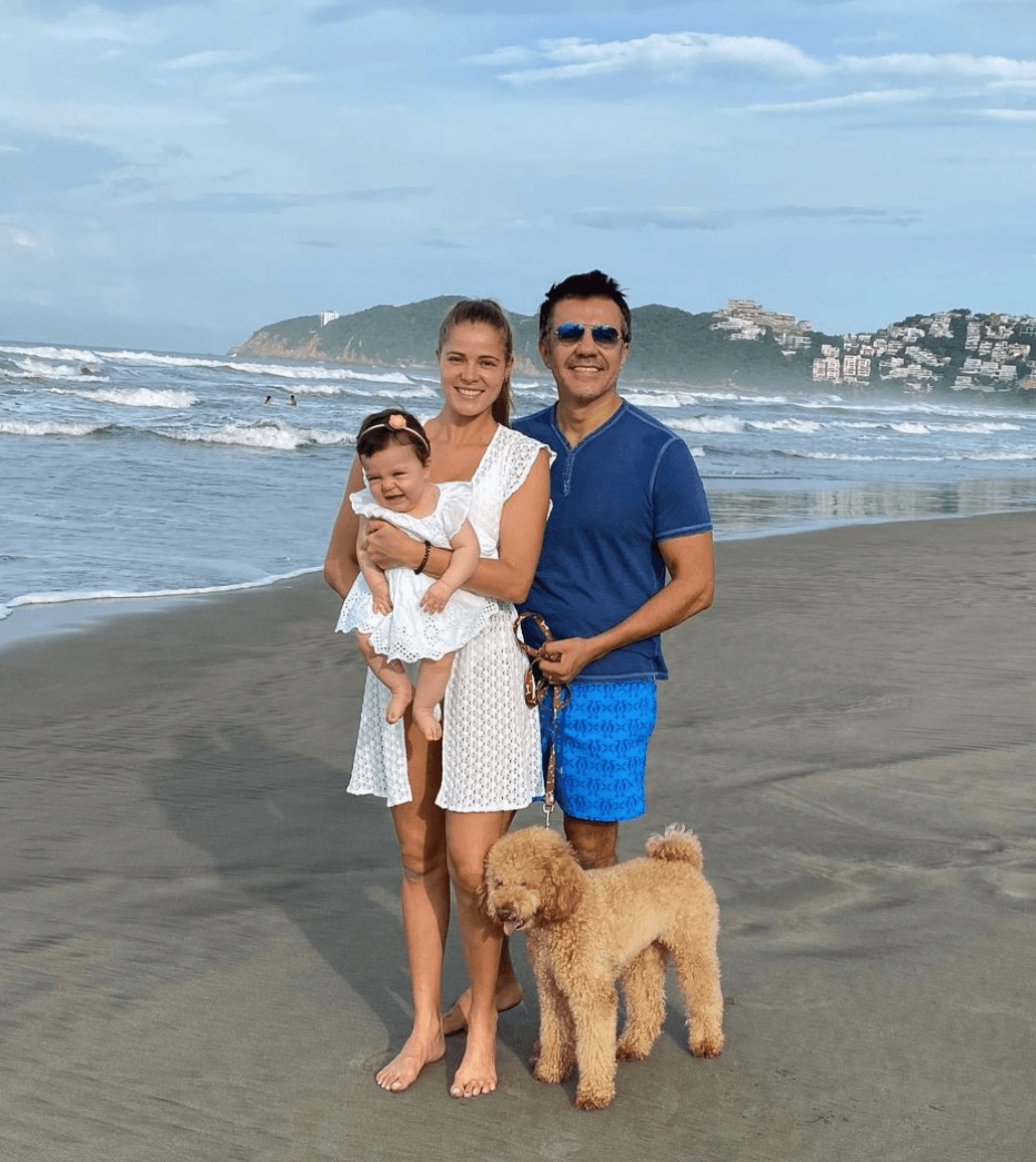 Adrián Uribe y Thuany Martins celebran el primer año de su bebé