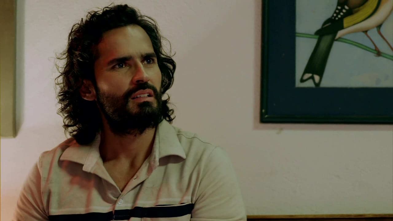 Sin Senos Sí Hay Paraíso: Hernán Darío es obligado a volverse sicario