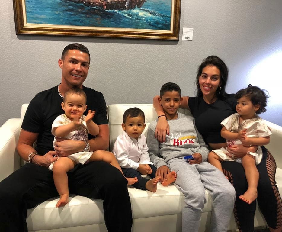 La modelo Georgina Rodríguez compartió en su cuenta de Instagram las imágenes de la fiesta de cumpleaños de sus mellizos Eva y Mateo.