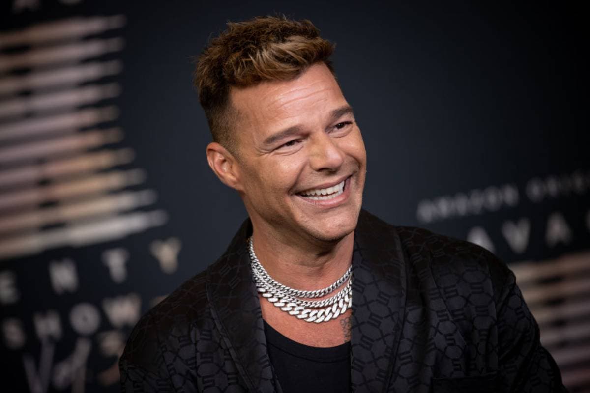 Circula supuesto comunicado en el que Ricky Martin explica su cambio de imagen