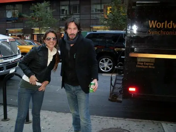 “¿He sido qué? No sabía eso… es muy loco. El positivismo es genial, es muy especial como (Always Be My Maybe y John Wick) han sido aceptados”, dijo Reeves.