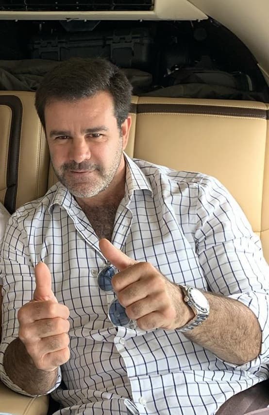 El actor se encuentra alejado de los medios y, se encuentra dedicado a sus negocios.