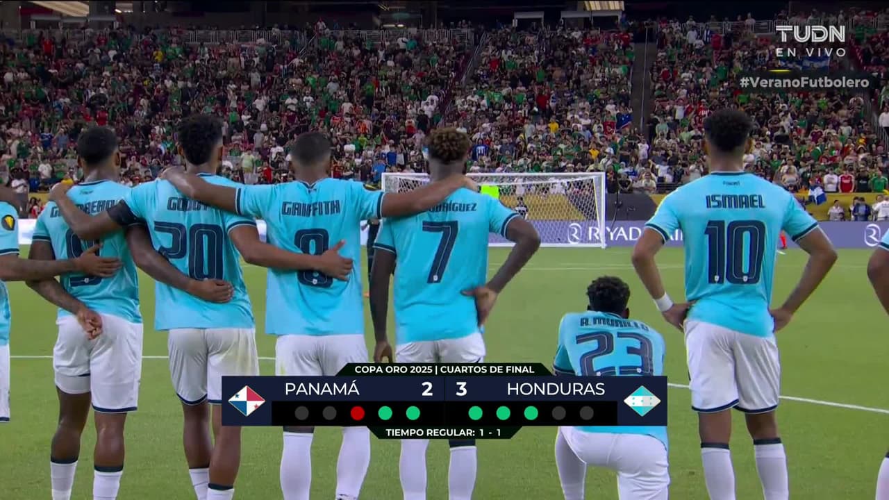 ¡GOL!  anota para Panamá. Carlos Harvey