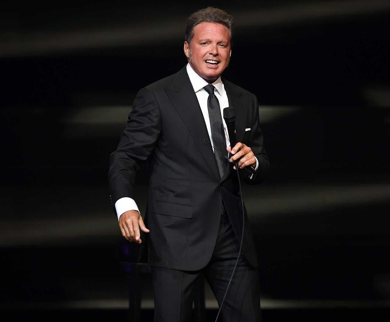 Luis Miguel: Se viraliza foto de mujer idéntica al cantante