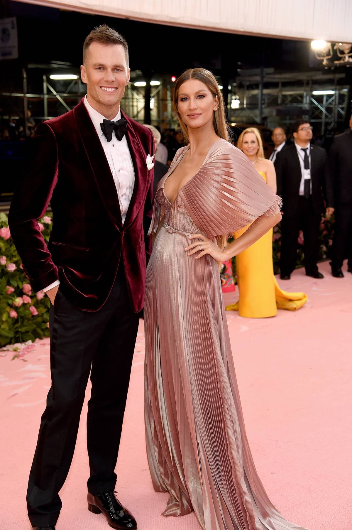 Tom Brady y Gisele Bündchen anuncian que ya están divorciados