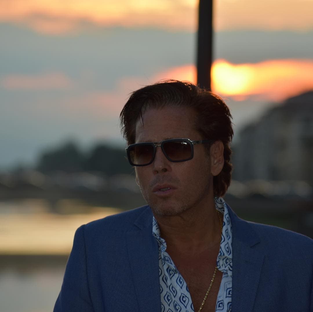 Roberto Palazuelos revela incongruencias en bioserie de Luis Miguel
