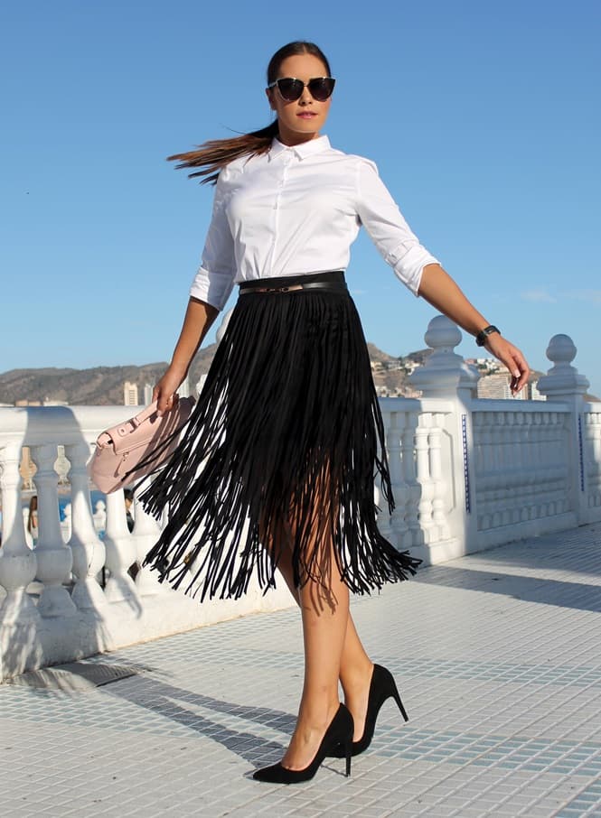 Falda con flecos. Marca: Zara.