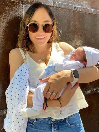 La hermana de Sherlyn, Criselle, ya se había pronunciado ansiosa por presentar a André, y es que ha asegurado ser una tía orgullosa del recién nacido. “Aquí casual, con mi tía favorita… @andrenuestrobebe”, escribió al pie de la imagen.