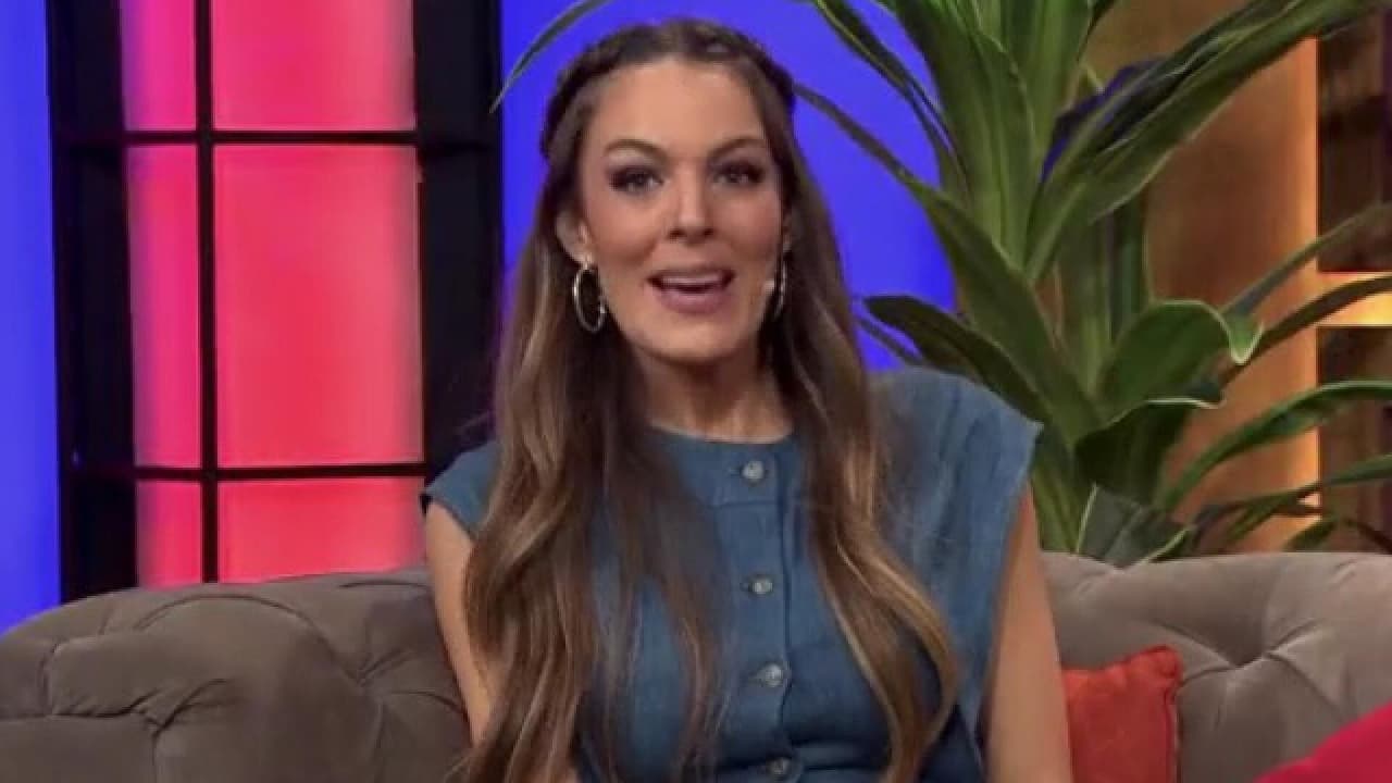 Sofía Escobosa dejó de salir con un galán ¡por sus uñas!