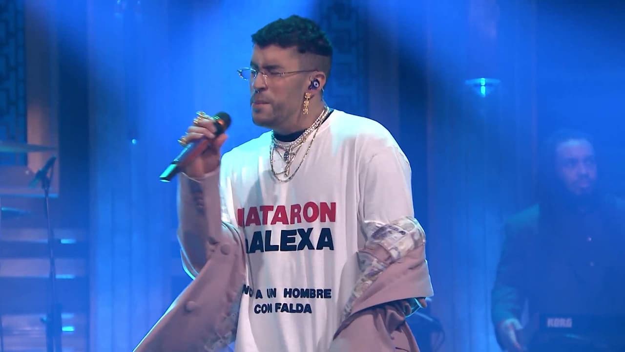 Este es el video de Bad Bunny donde homenajea a una mujer transgénero tras ser asesinada