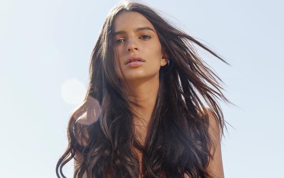 Una vez más, Emily Ratajkowski consintió a sus más de 16 millones de seguidores en Instagram con una imagen de sus curvas al desnudo.