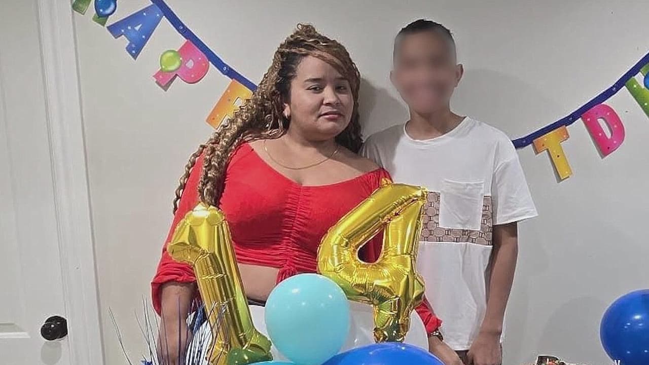 Madre deportada clama reunirse con su hijo de 14 años tras ser separados por ICE