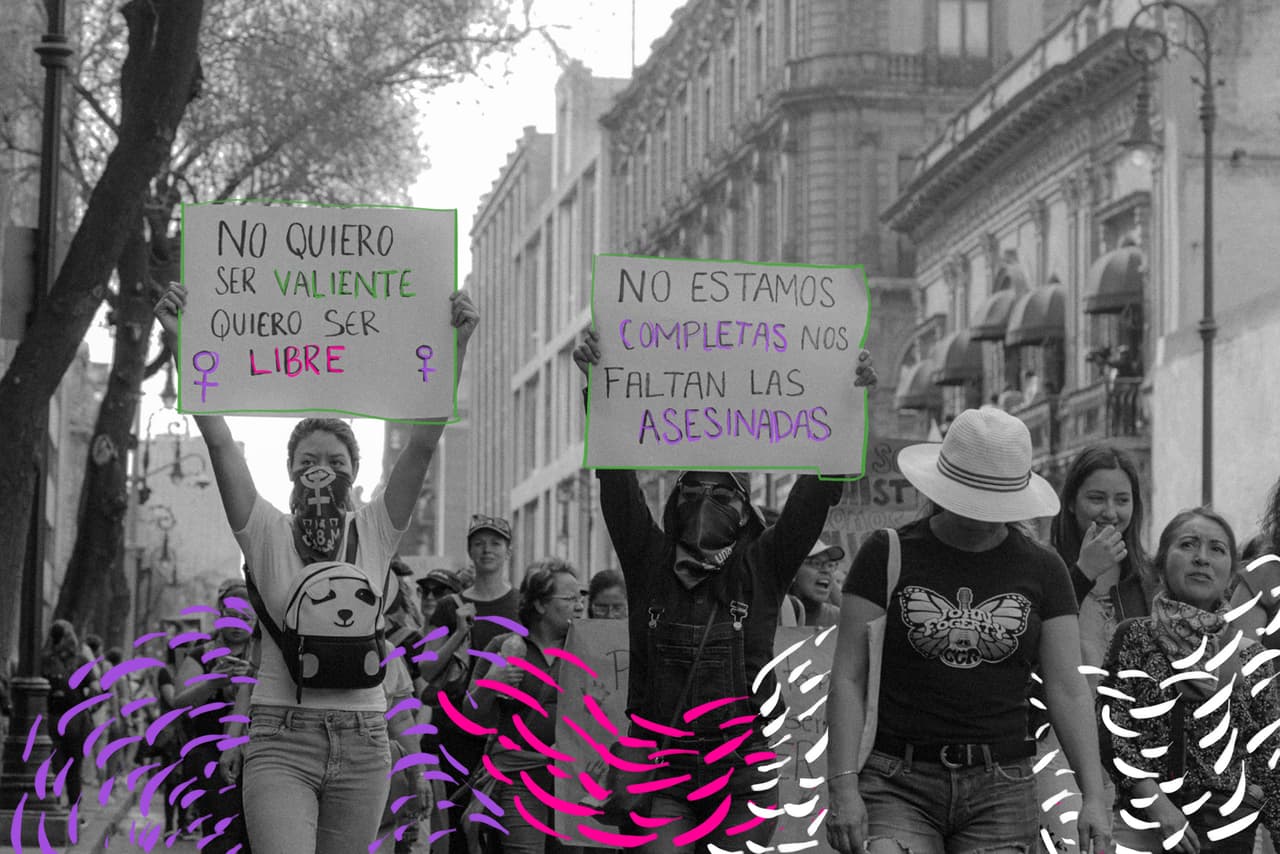 "Gracias a la marcha del 8M del 2020 profundicé en mi historia de abuso, al estar tan cerca con las experiencias de tantas mujeres pude darme cuenta de que yo también había sido víctima de abuso sexual y psicológico pero estaba tan acostumbrada a normalizar conductas de mis amigos y parejas sentimentales por miedo a quedarme sola al alzar la voz y que nadie me creyera. Casi no tenía muchas amigas no sabía qué era la sororidad y sólo convivía entre puros hombres por lo tanto estaba tan acostumbrada al famoso pacto patriarcal. Ahora no me dejo de nadie y jamás me volveré a callar porque sé que en esta nueva hermandad todas me respaldarán y me sentiré apoyada y escuchada", Patricia V.