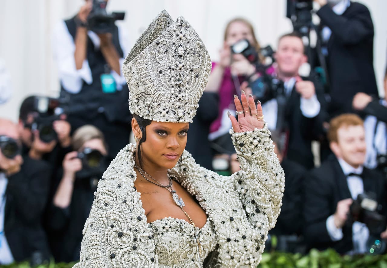 Rihanna attends The Metropolitan Museum of Art's Costume Institute benefit gala celebrating the opening of the Heavenly Bodies: Fashion and the Catholic Imagination exhibition on Monday, May 7, 2018, in New York. (Photo by Charles Sykes/Invision/AP)