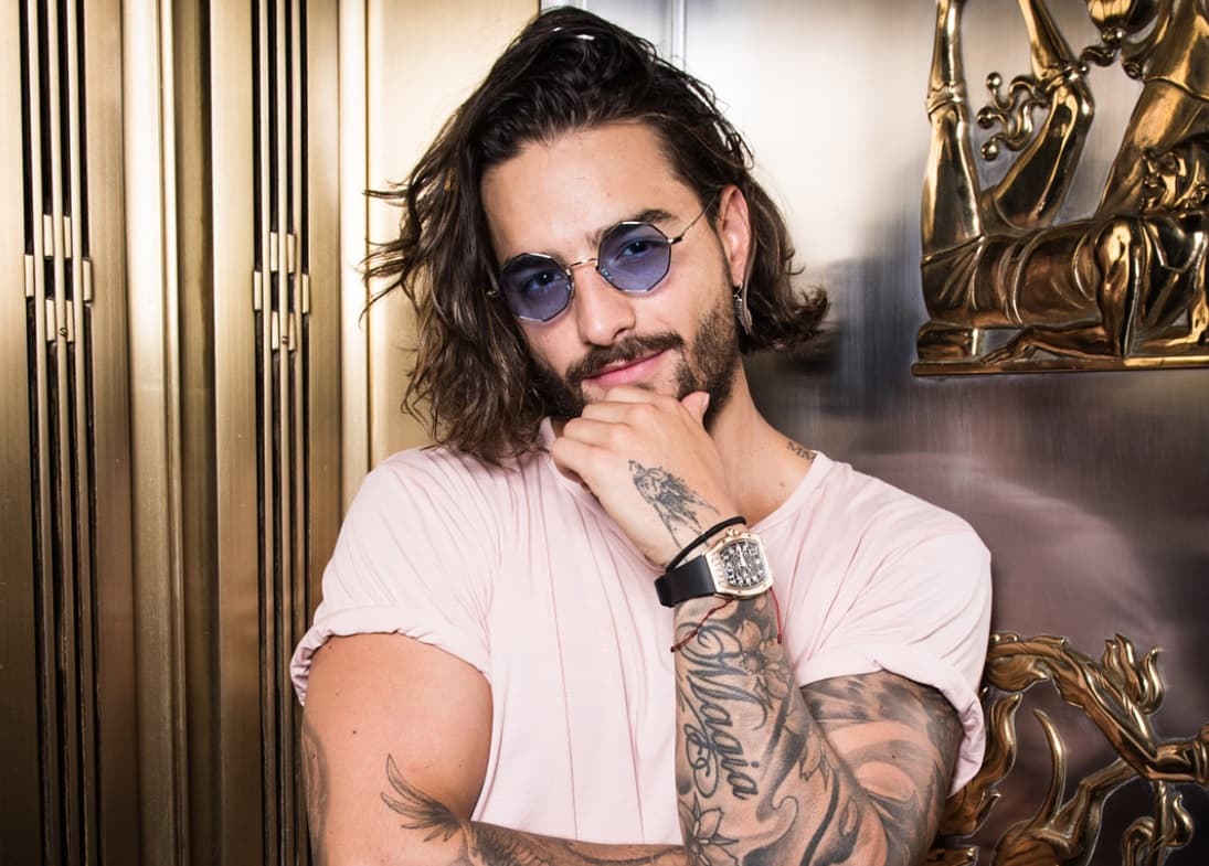Maluma divbide opiniones con su look